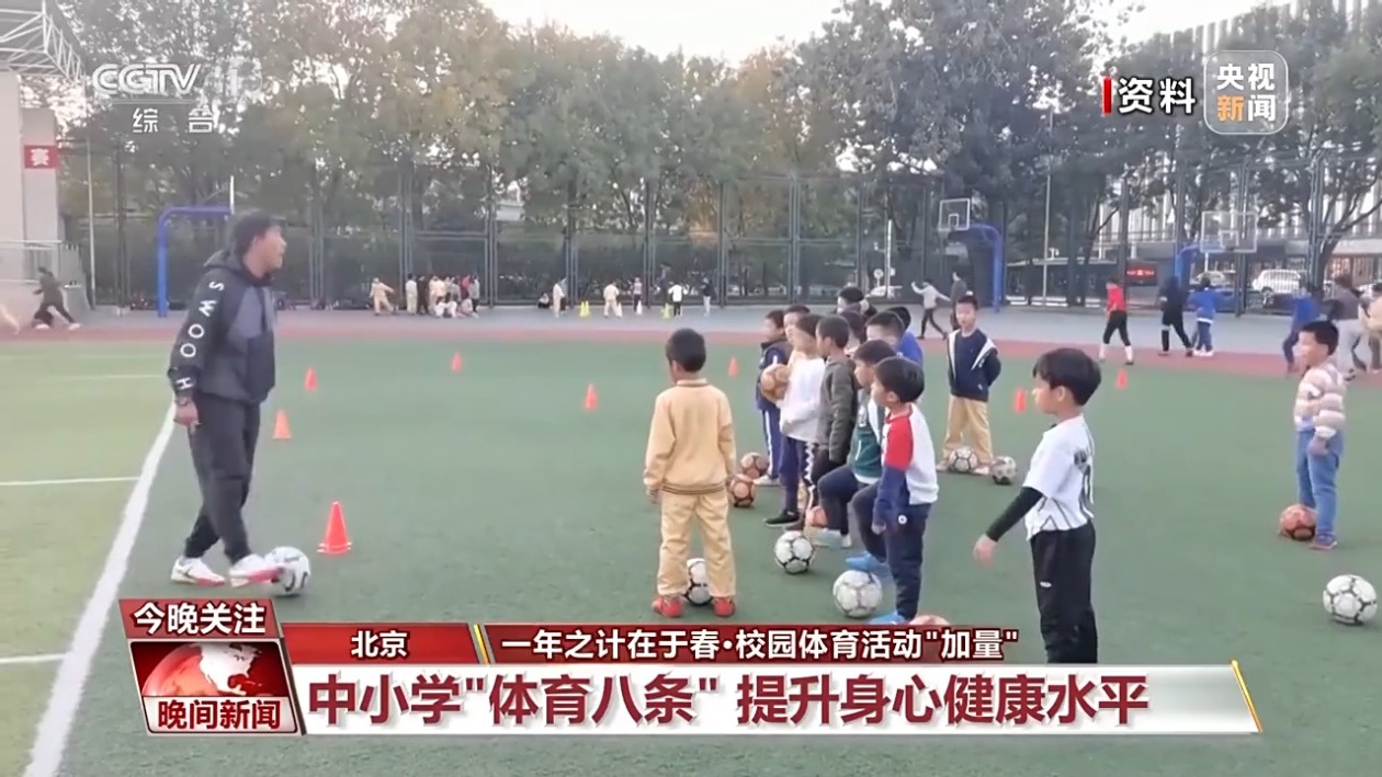 他的表现却